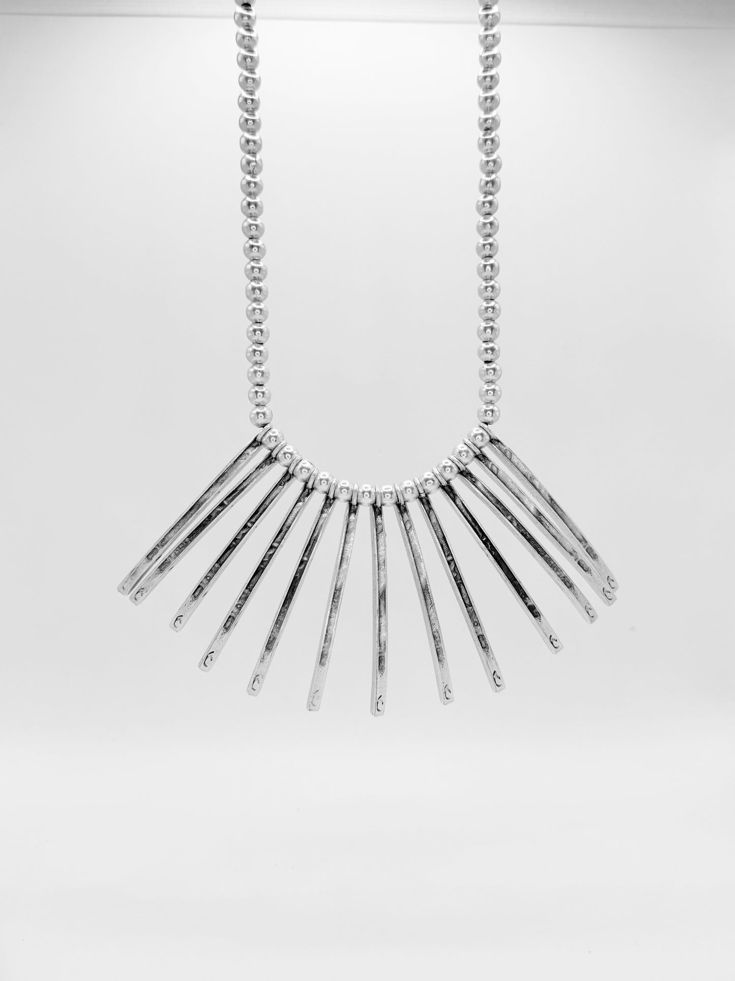 DORIS SILVER NECKLACE