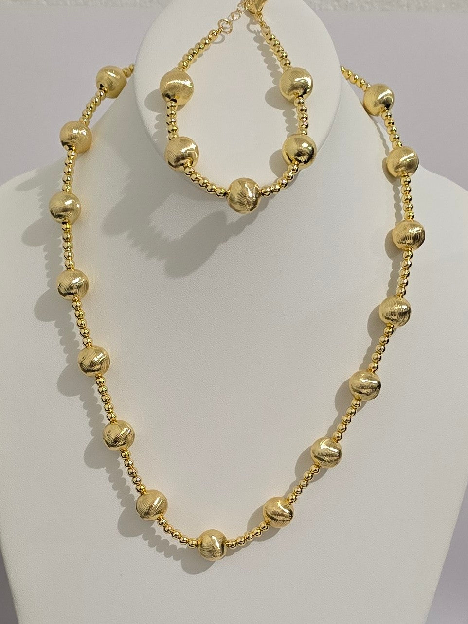 Valeria Gold Set