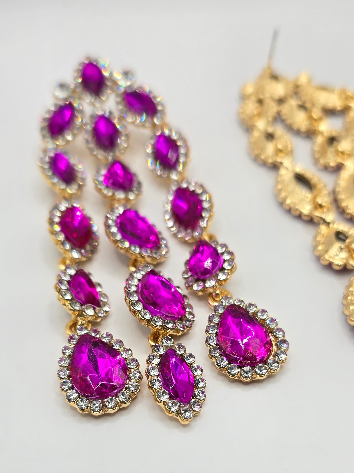 MARIA FUCHSIA EARRINGS