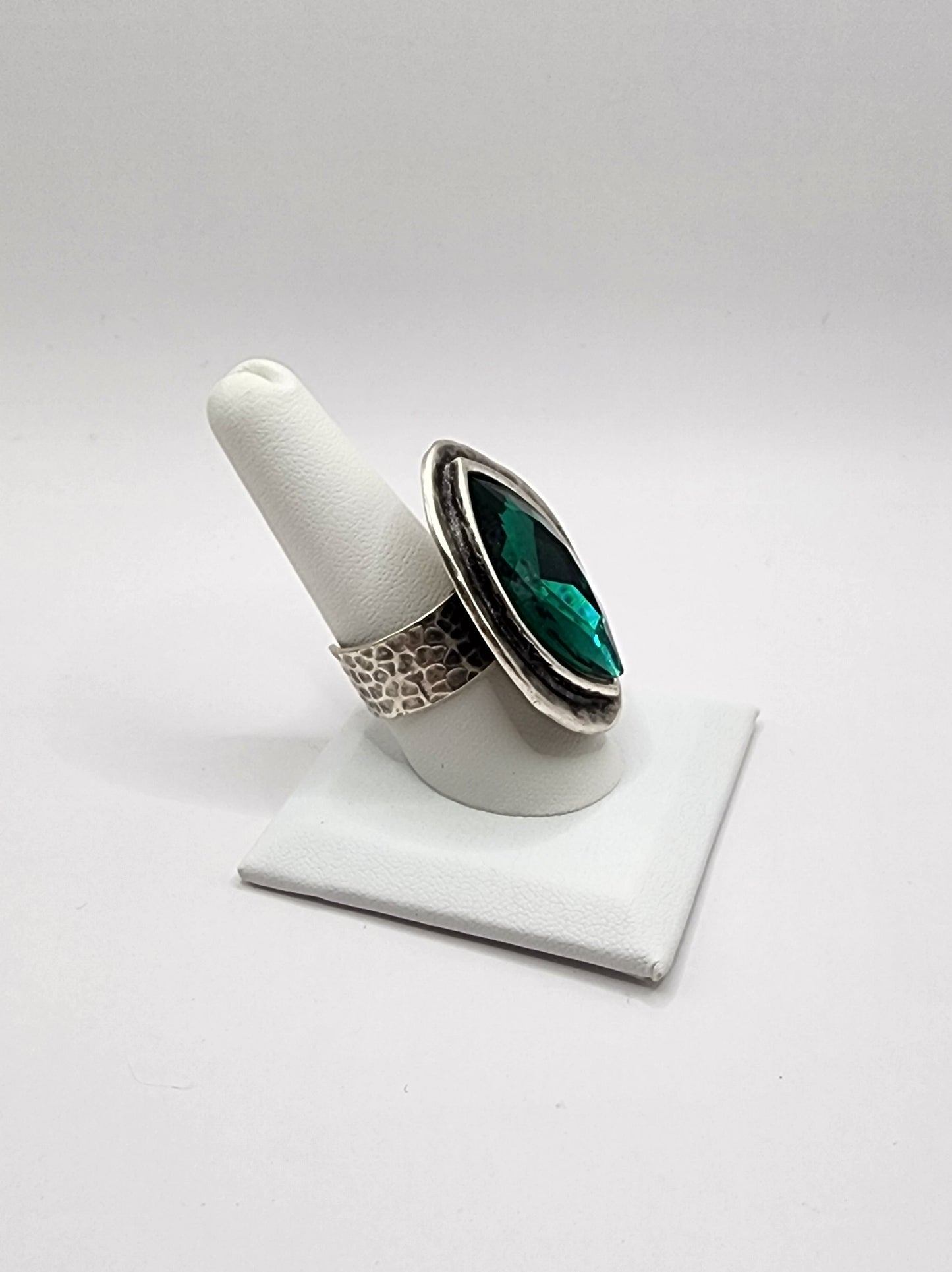 Dennise Ring
