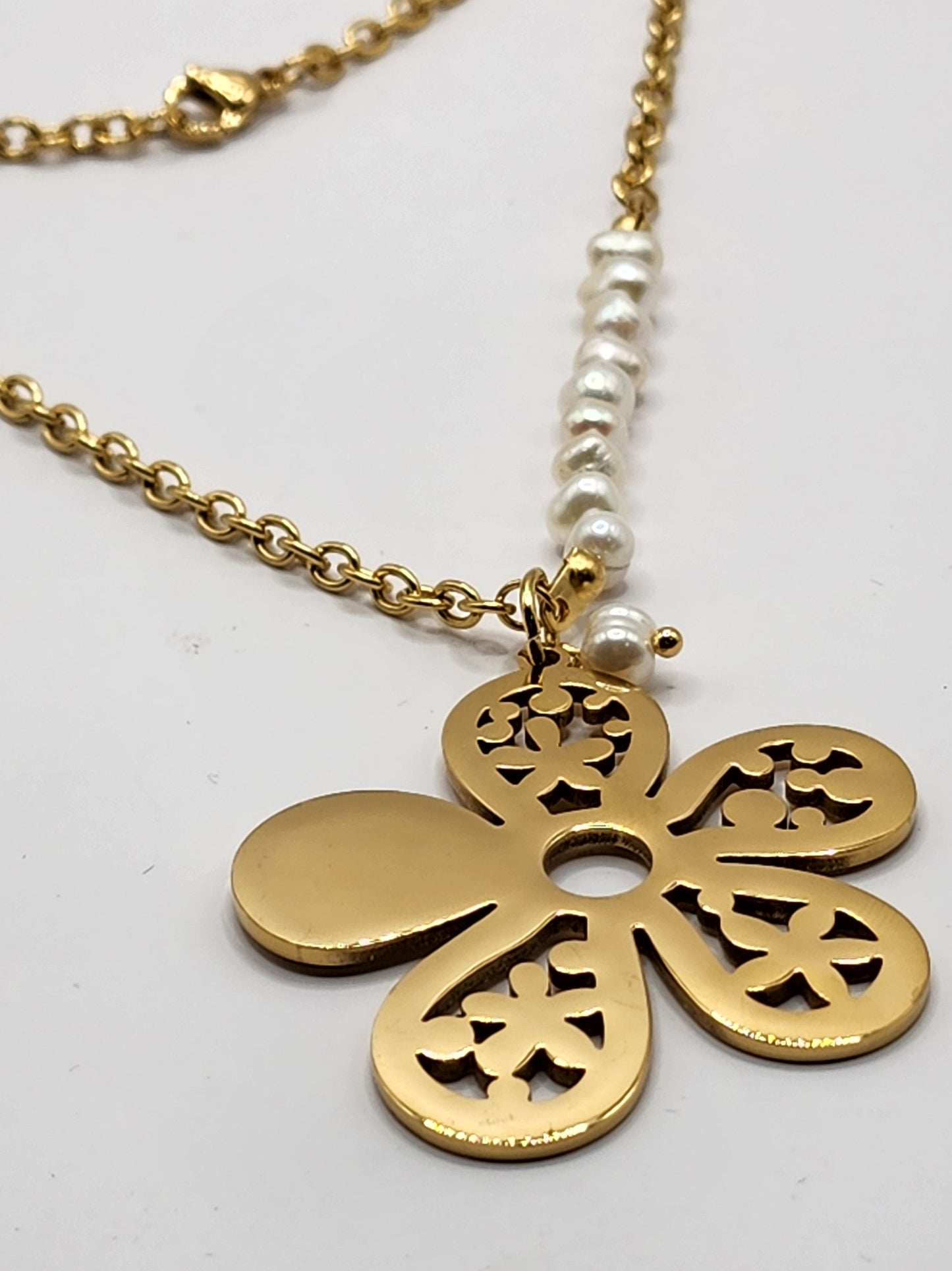 Carla Gold Necklace