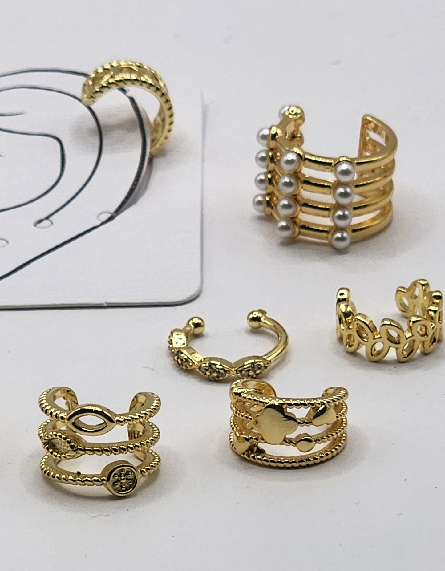 Ear Cuff - Pearl