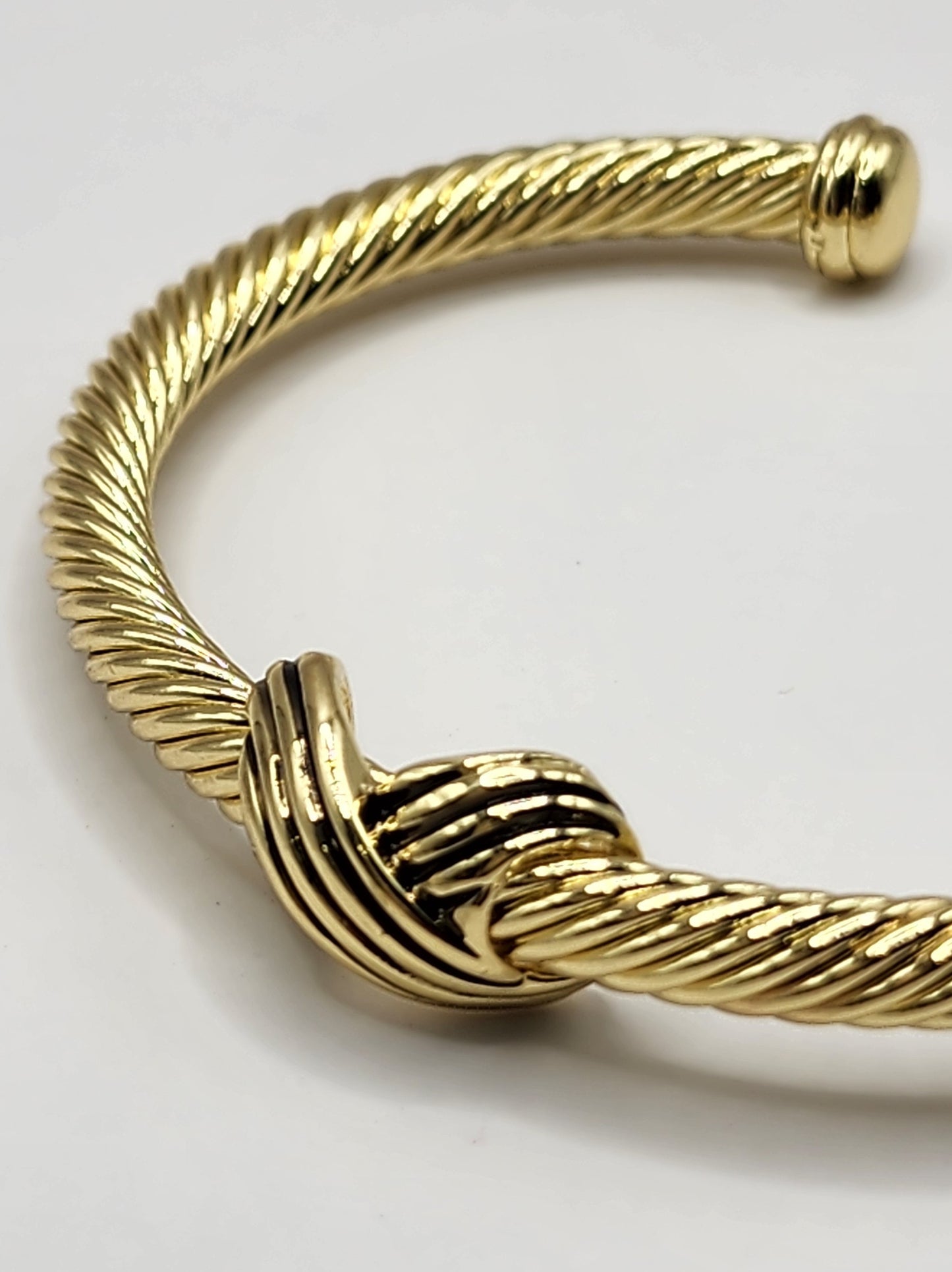 Zamara - Gold Bracelet Nudo