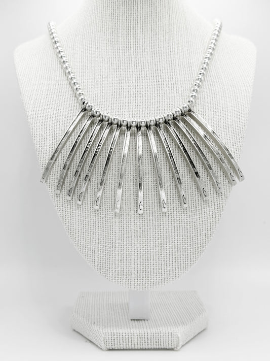 DORIS SILVER NECKLACE