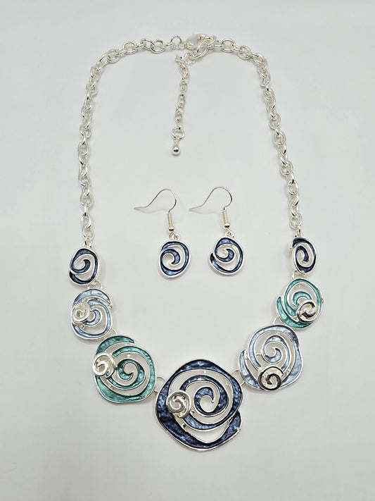 Yari Spiral Necklace