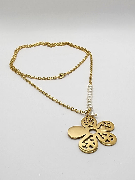 Carla Gold Necklace