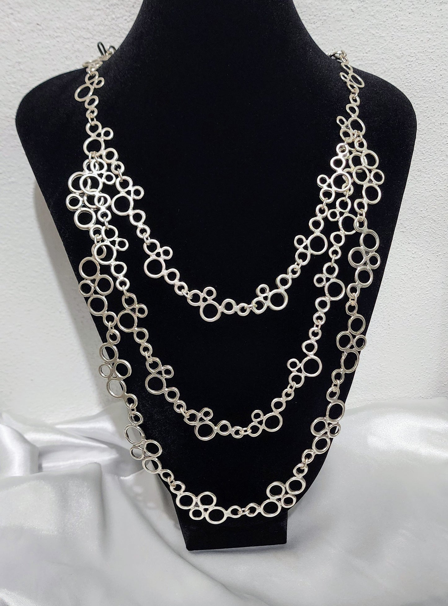 ADA SILVER NECKLACE